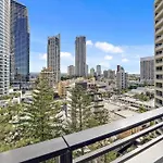 Beachfront Luxury In Soul Surfers Paradise 9Th