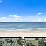 Beachfront Luxury In Soul Surfers Paradise 9Th