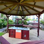 Surfers Holiday Apartments