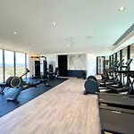 Ocean View 2 Bedrooms At Broadbeach