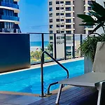 Koko Luxury Apartment In Broadbeach