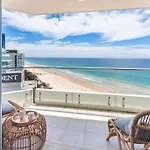Beachfront Surfers Paradise Berkeley By The Sea