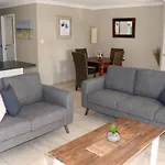 Paradise Grove - Hosted By Burleigh Letting