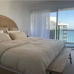 Longbeach Resort - Private Apartments
