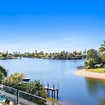Sorrento Waterfront Retreat,Pool