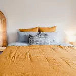 Heart Of Burleigh Holiday Villa - Perfect Location With Pools