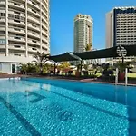 Beachfront Views Great Location Welcome To The Oceanau