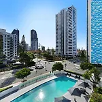 Fresh & Modern 2 Bedroom Apartment In Sierra Grand - Coasthm