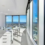Stunning 2 Bedroom Ocean Views Apartment - Coasthm