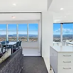 Stunning 2 Bedroom Ocean Views Apartment - Coasthm