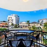 Paradise Ocean 2 Bedroom Apartment - Coasthm