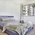 Affordable Accommodation In The Heart Of Surfers Paradise