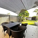 Tranquil Scape-Villa With Pool By Gold Coast Premium