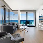 Ocean Views Apartment With Rooftop Pool - Coasthm