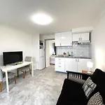Broadwater Keys Holiday Apartments