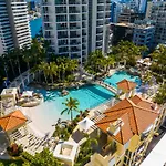 Chevron Renaissance Surfers Paradise Sleeps 10 1St Floor - Optimise Bnb