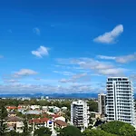 Surfers Hawaiian Holiday Apartments