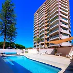 Narrowneck Court Holiday Apartments