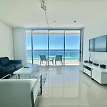 Beachfront On Oasis Centre, Air On Broadbeach 1503