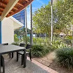 Diamond Beach Poolside 44 Premium