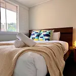 Burleigh Retreat Near Beach, Free Wi-Fi