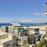 Palm Beach Side 2 Bedroom Apartment