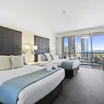 Modern Twin Units In Surfers Paradise - Q Stay