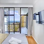 Surfers Paradise Beachcomber