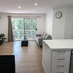 Bay Lodge Apartments