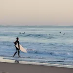 Marks Point - Resort Living In The Heart Of Surfers