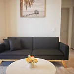Surfers Paradise New Beachfront Apartments