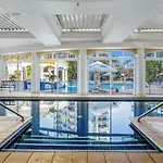 Broadbeach 1-Bed With Pools, Gym & Secure Parking