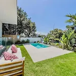 Brand New Large Luxury Villa