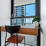The Horizon - New 43F Broadbeach Lux 2Br With Pool Gym Netflix