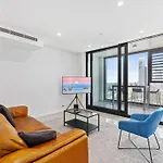 Surfers Paradise New Beachfront Apartments