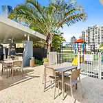 Wings Resort Surfers Paradise