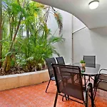 Surfers Paradise Fun Beachside Retreat