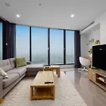 Oceanfront Retreat Serene Views Walk To The Beach