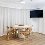 Ocean View Coastal Haven In Burleigh Heads