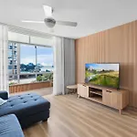The Suntide - Beachfront 2Bedroom Unit At Central Surfers With Parking And Netflix