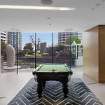 Luxury Broadbeach Escape With A Private Courtyard - Hosted By Coastal Letting Co.