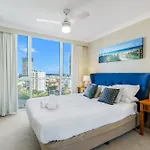 Ocean View 2-Bed With Pools, Spa, Sauna, Gym & Bbq