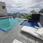 Gold Coast Best Holiday Resort, Perfect Location !