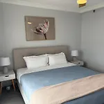 Imperial Surf Private Apartment