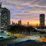 2 Bdrm 2 Bthrm Beachfront Apartment Surfers Paradise