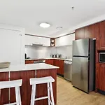 Surfers Paradise 2 Bedroom Oasis