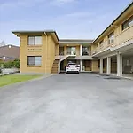 Nerang To Surf - Riverside Escape Near Paradise Buzz