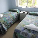 Cannes Court Apartments