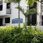 Mermaid Cove Resort