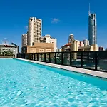 Apartment Stay - Circle On Cavill